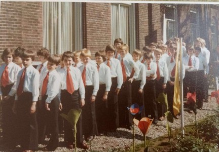 1977 pastoor van Mulukom 40 jaar priester 3